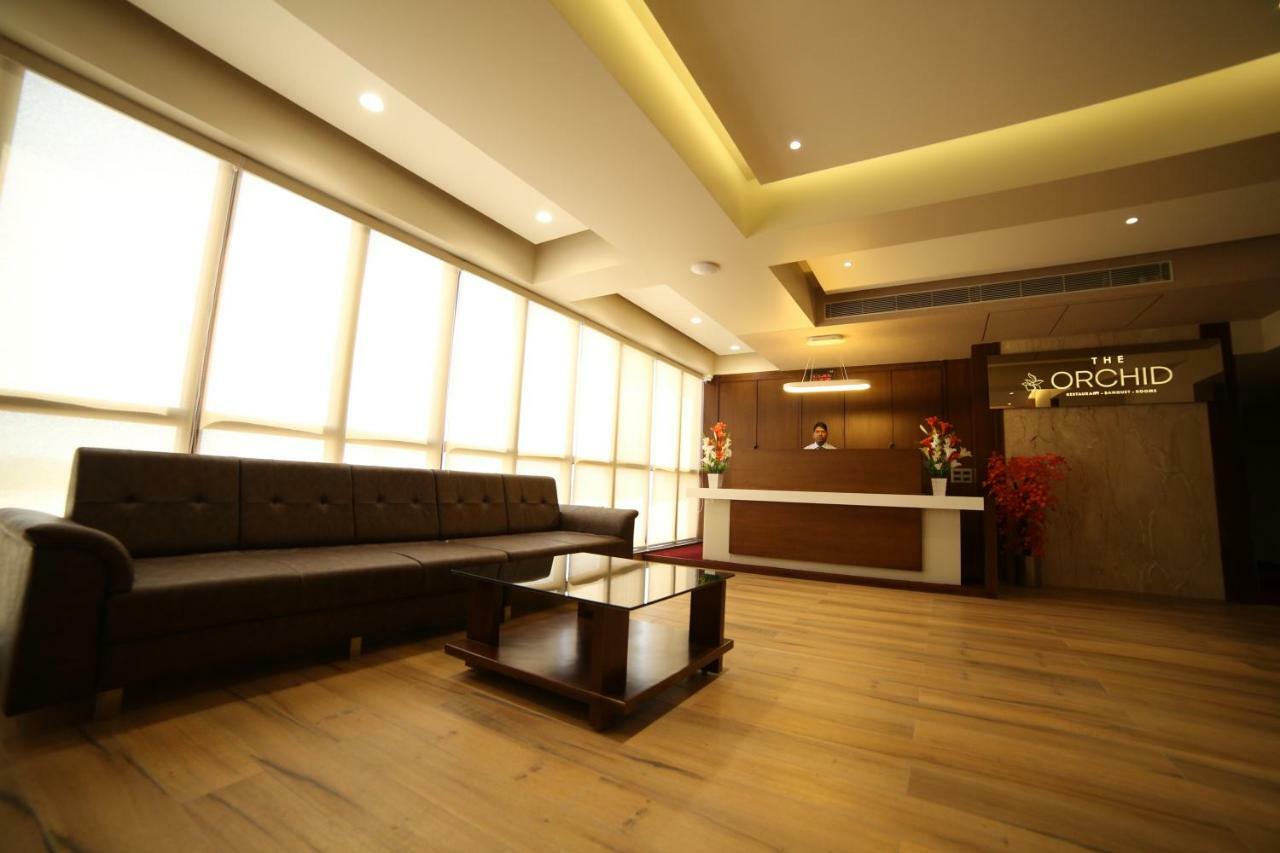 Hotel Avaante Ahmedabad Formerly Known As The Orchid Hotel Екстер'єр фото