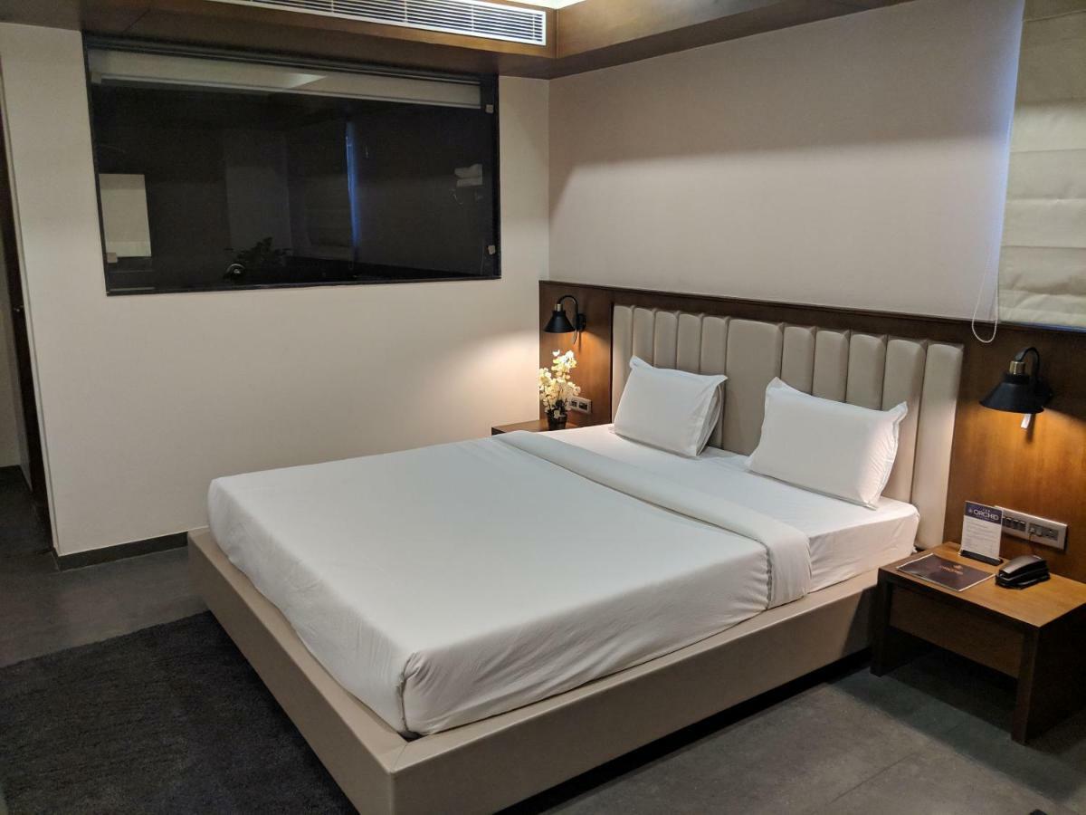 Hotel Avaante Ahmedabad Formerly Known As The Orchid Hotel Екстер'єр фото